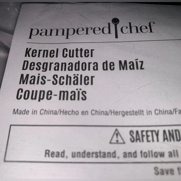 Pampered Chef Kernel Cutter Corn on the Cob Husker Tool NIP Stainless Steel - Picture 8 of 8